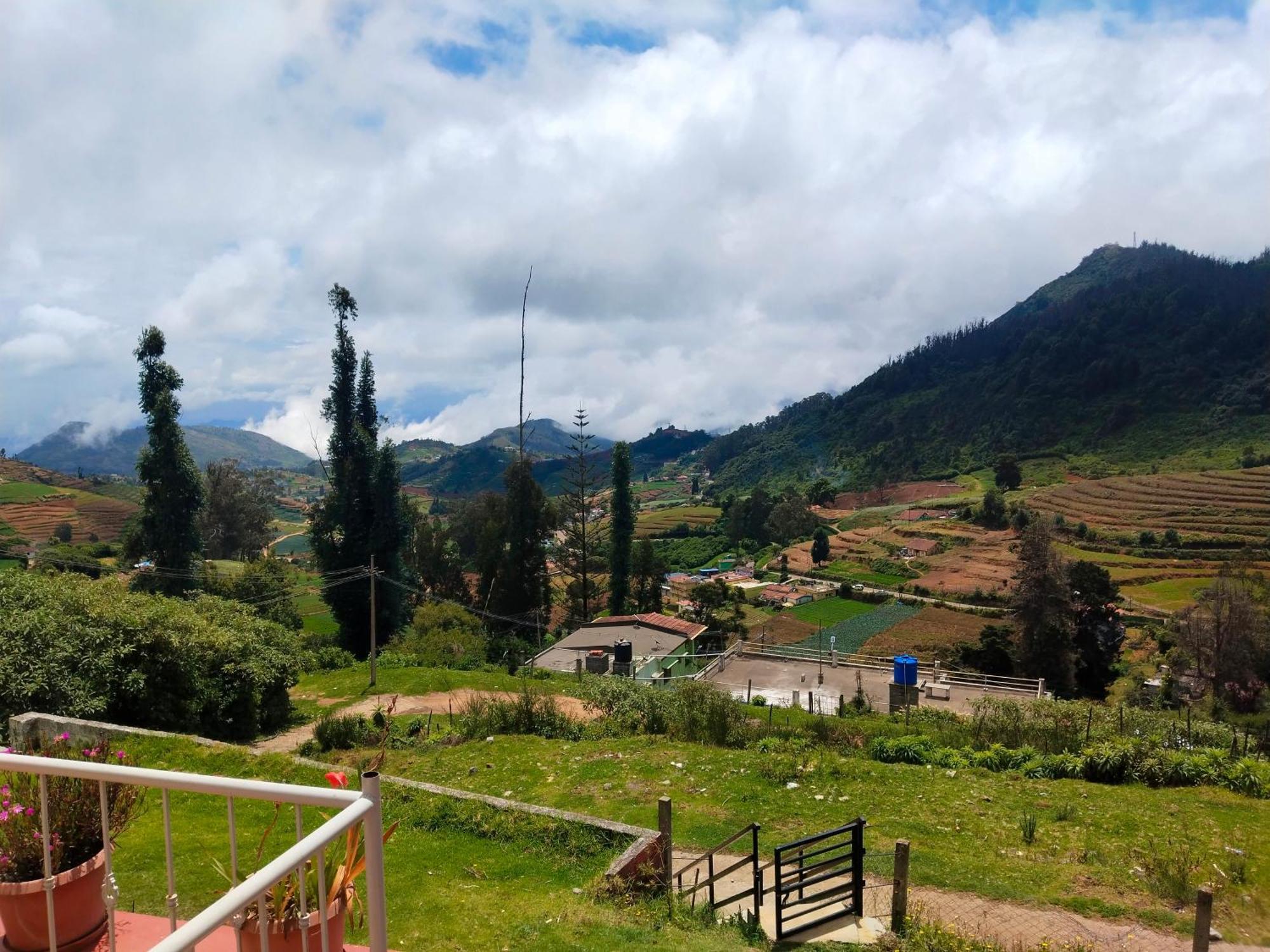 Bs Dreamz Ooty Apartment Екстериор снимка